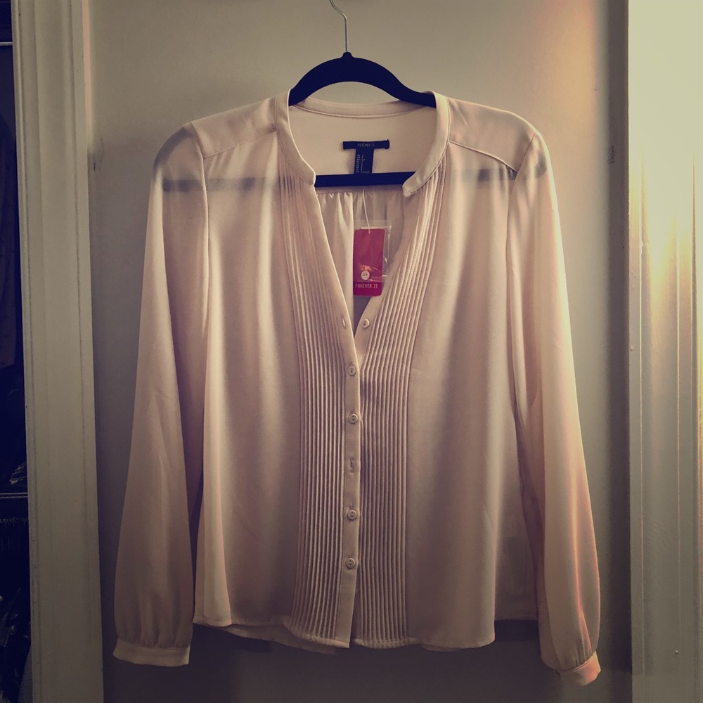 Blouse top 👚 beige